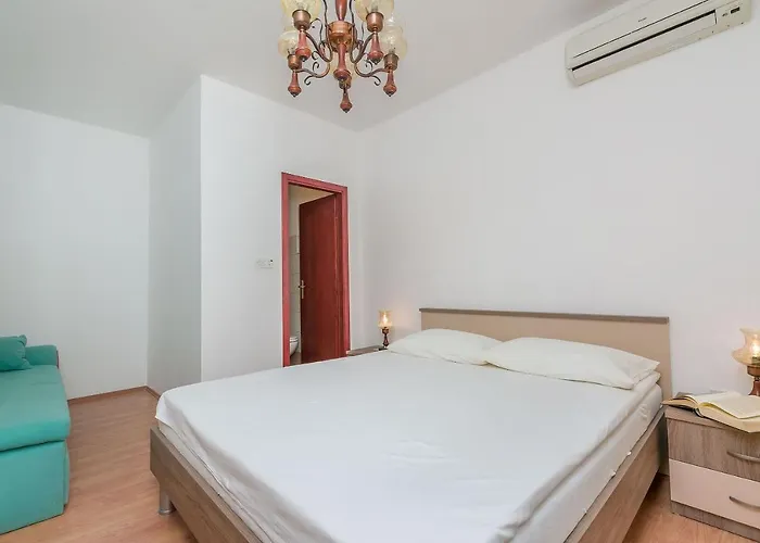 Kate Apartament Duće